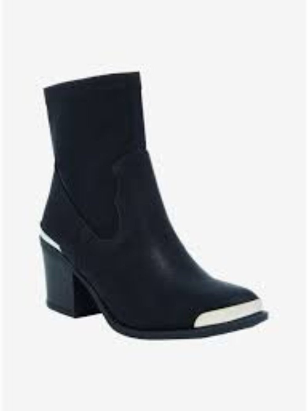 NWOB Dirty Laundry Black Ankle Boots with Metallic Accents Size 9/40